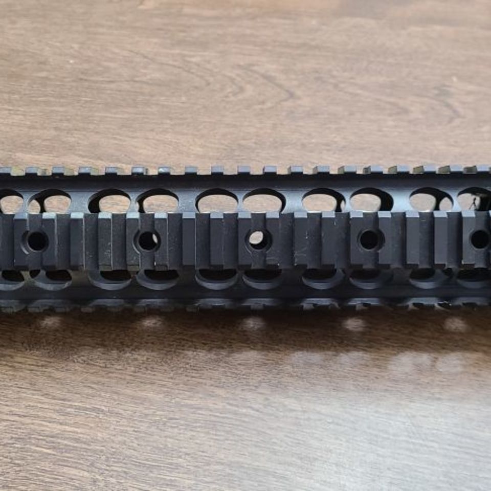 Image 4 - Knight's Armament Mk11 rail