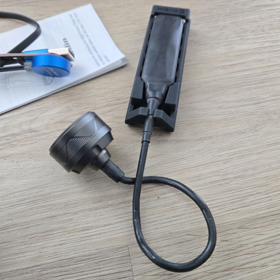 Image 4 - Olight Odin Grey MLOK