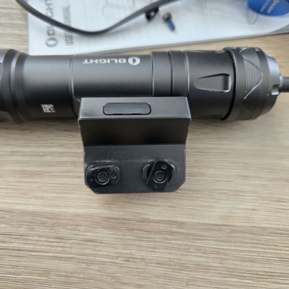 Image 3 - Olight Odin Grey MLOK