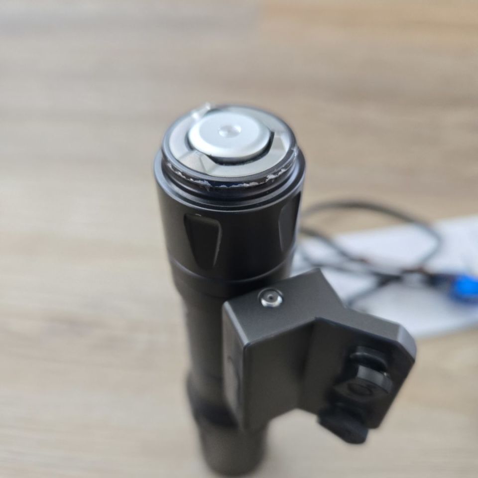 Image 5 - Olight Odin Grey MLOK