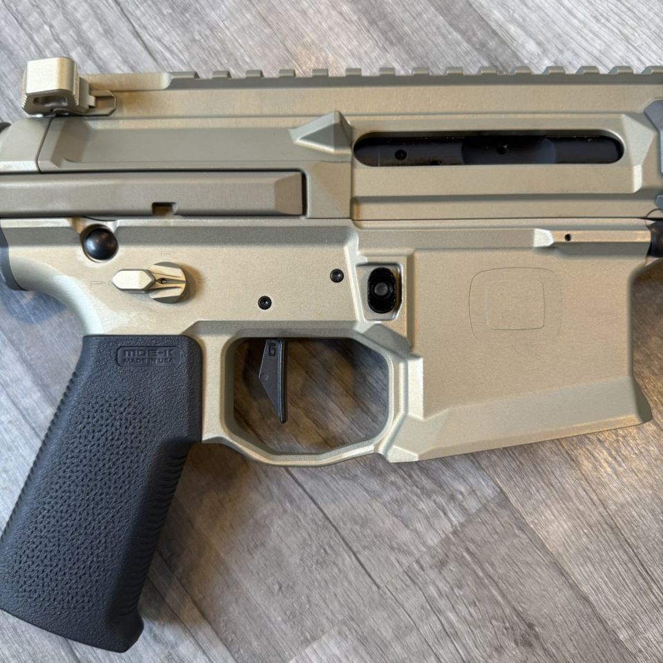 Image 3 - Q Honey Badger factory SBR