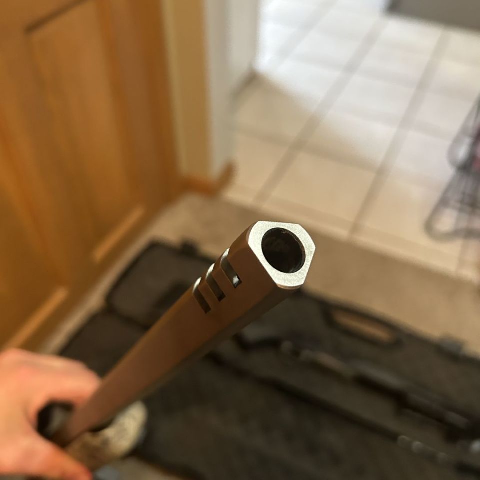 Image 3 - Remington 700 VTR SS w Leupold VX5