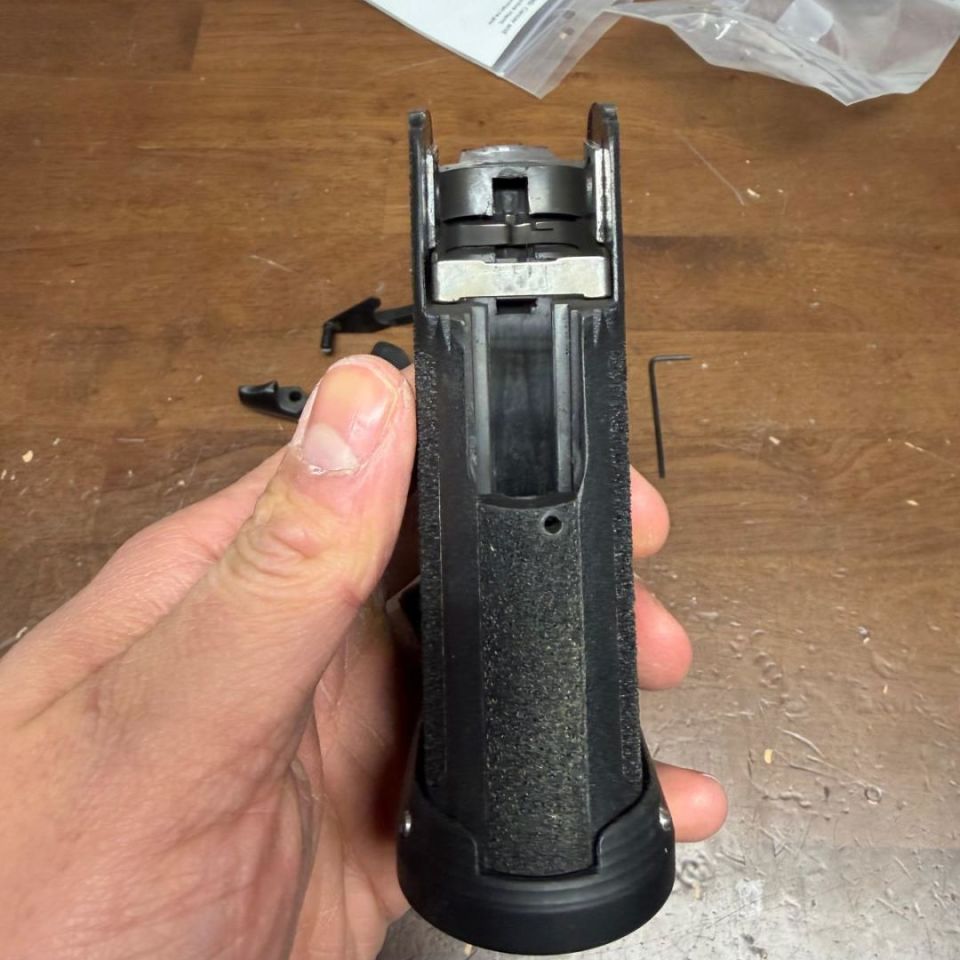 Image 2 - Staccato P Grip