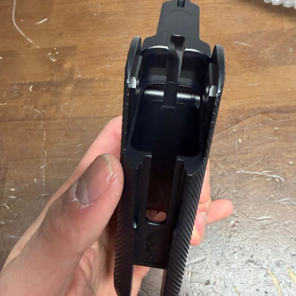 Image 2 - BNIB TTI X ICARUS 2011 Grip