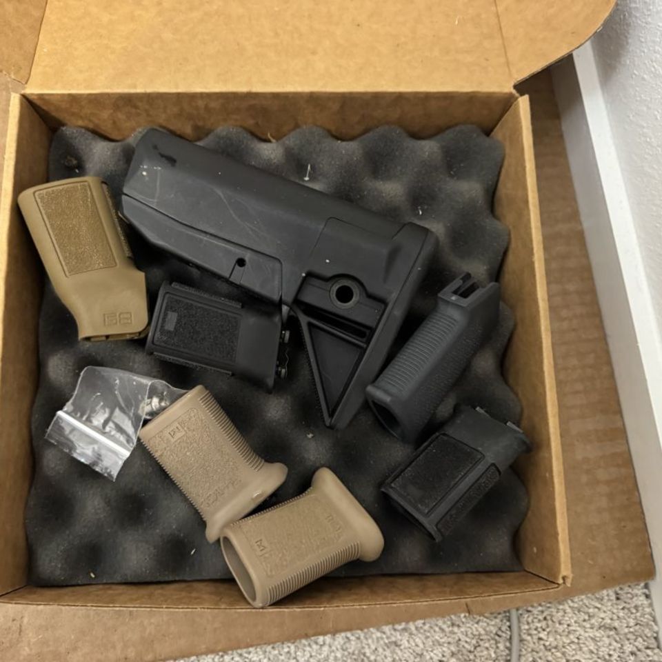 Image 2 - AR Parts & Accessories 