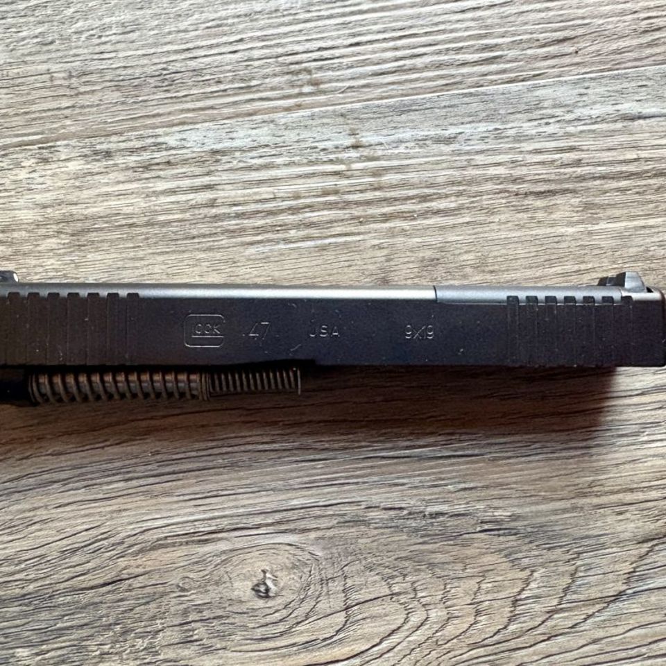 Image 2 - Glock 47 MOS Complete Slide