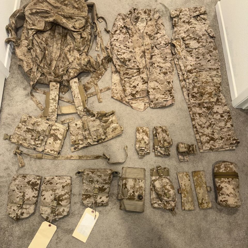 Image 1 - AOR1 Mystery Ranch/ Eagle Ind.