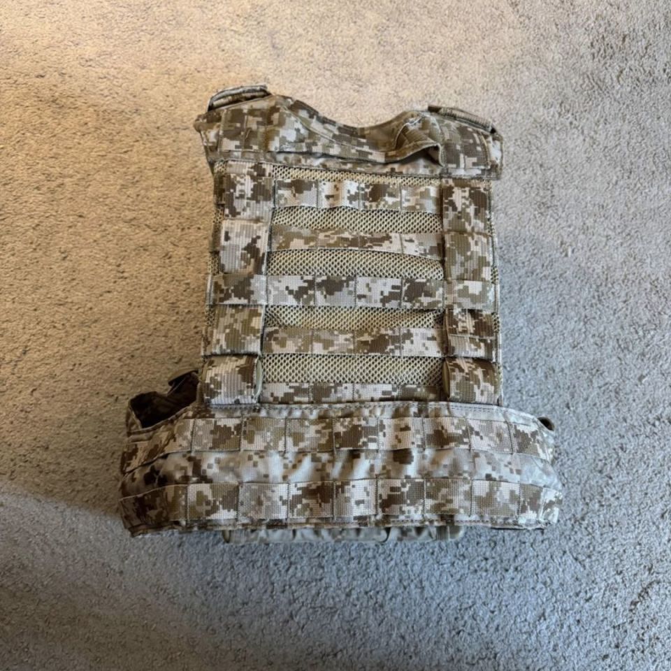 Image 2 - Eagle MMAC-R with Harness AOR1