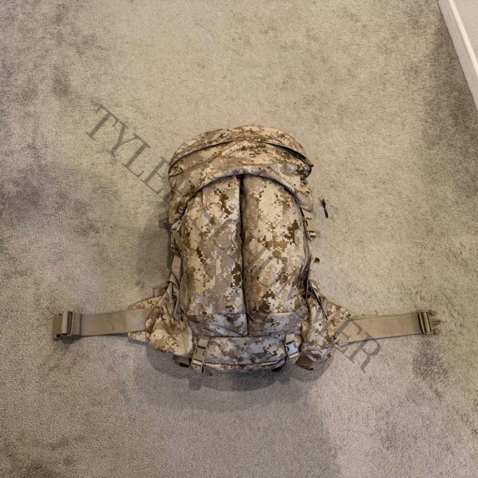 Image 1 - Mystery Ranch M2.5 Pack AOR1 S