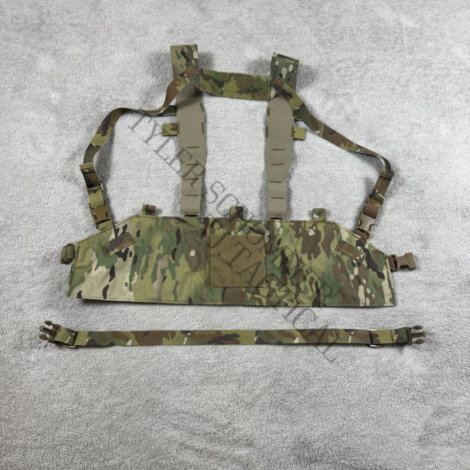 Image 3 - Velocity UW Chest Rig