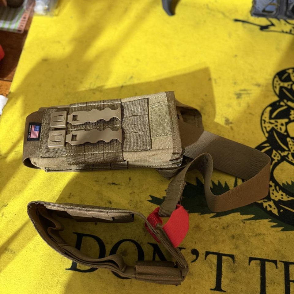 Image 2 - IFAK Chinook medical W insert