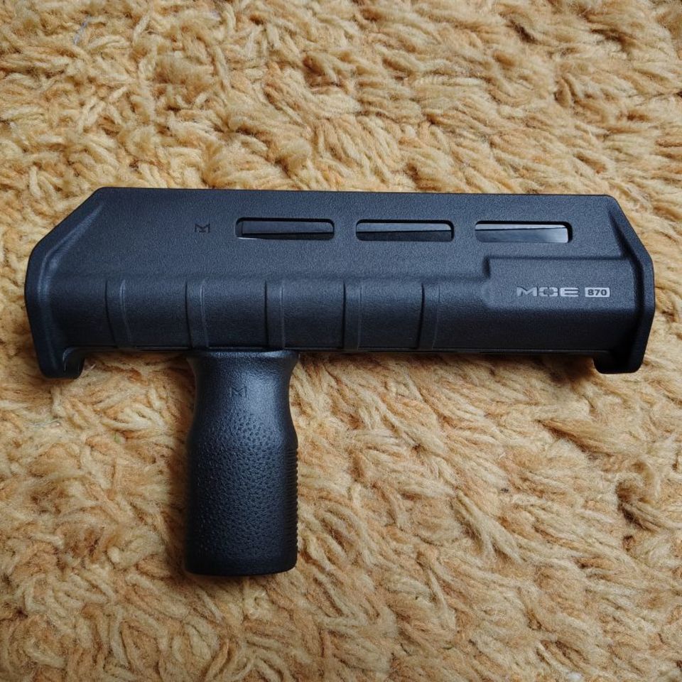 Image 1 - Magpul 870 Forend and MVG