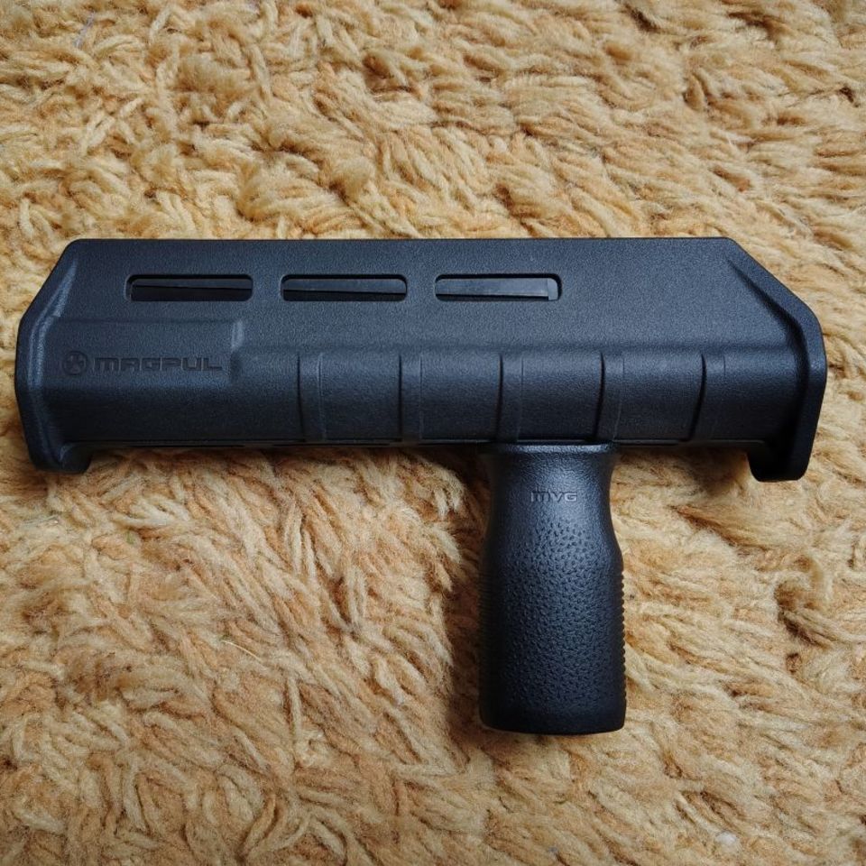 Image 2 - Magpul 870 Forend and MVG