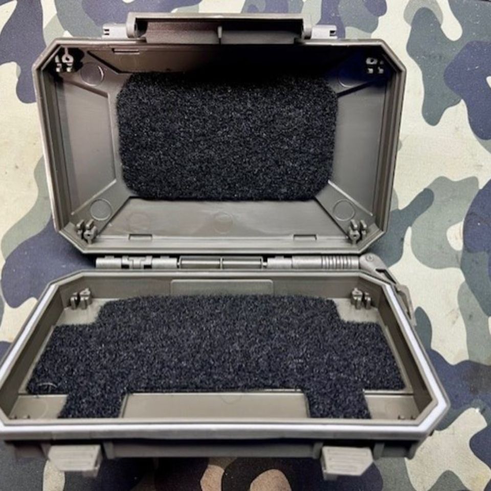 Image 3 - Thyrm Darkvault Comms