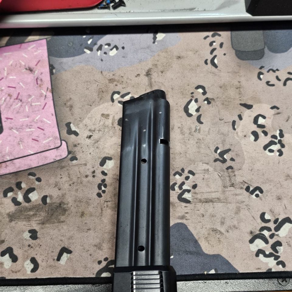 Image 2 - Staccato 40sw Magazine 