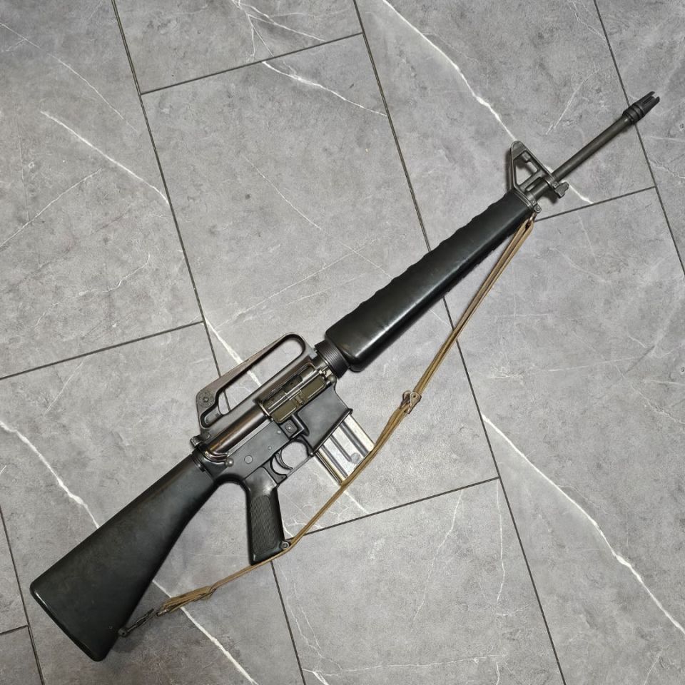 Image 5 - 1970s Colt on Contact Lower 