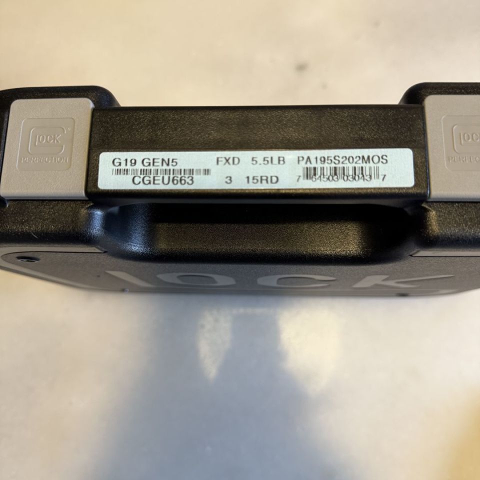 Image 3 - Glock 19 Gen 5 MOS 