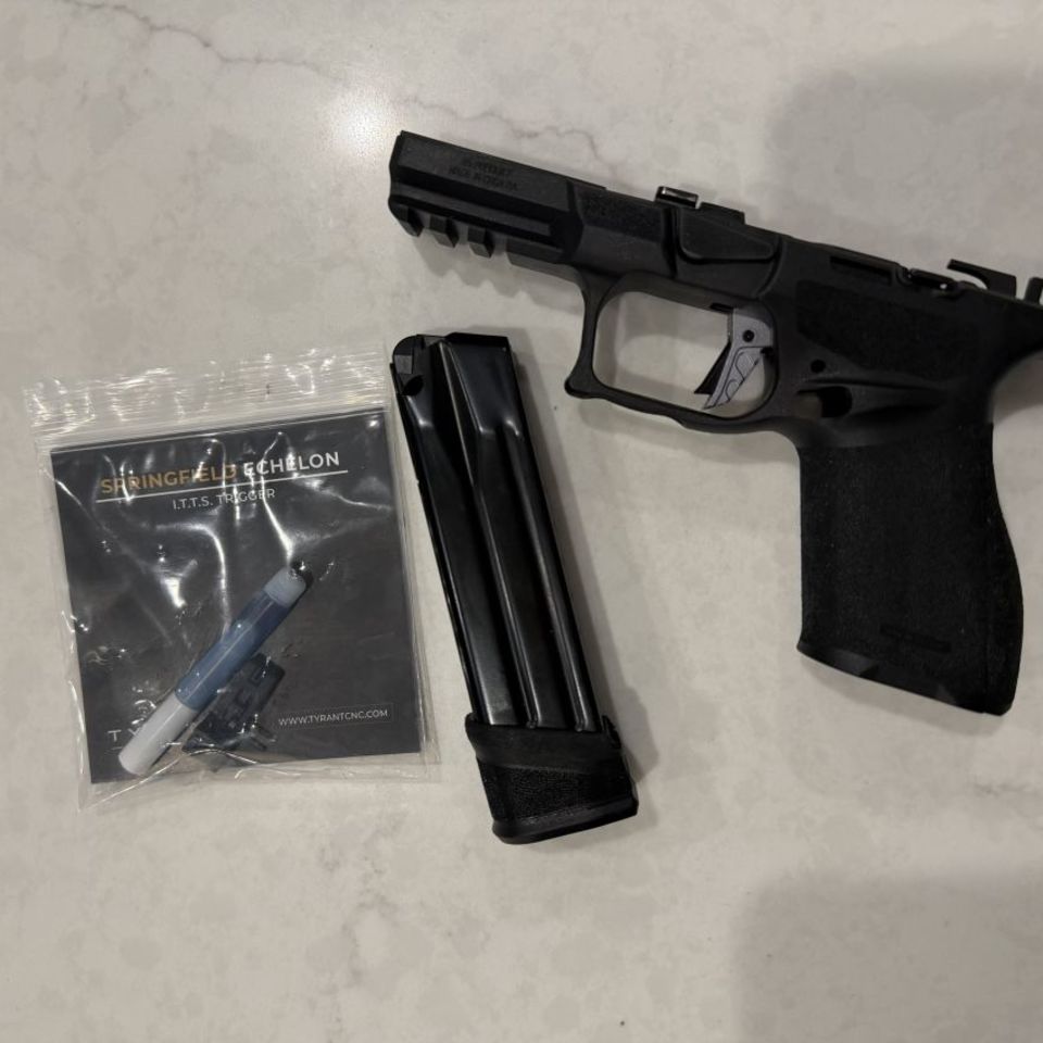 Image 2 - Springfield Echelon Compact