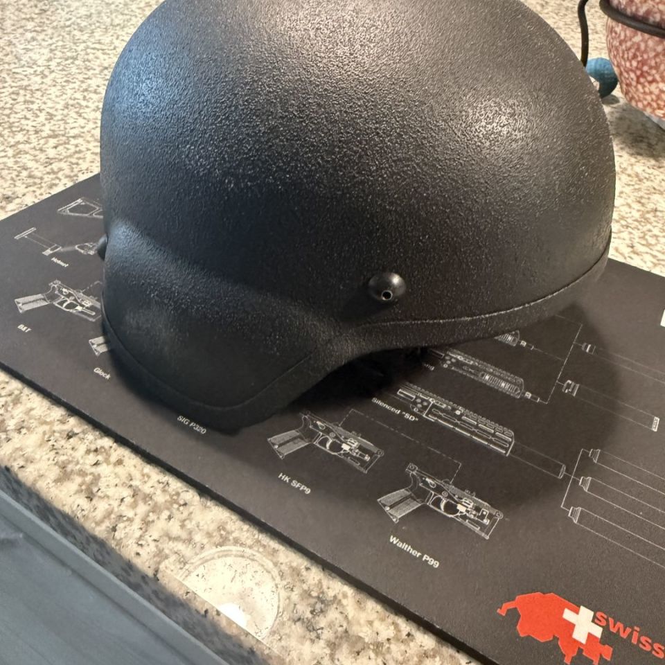 Image 2 - Level 3 Tatical helm 