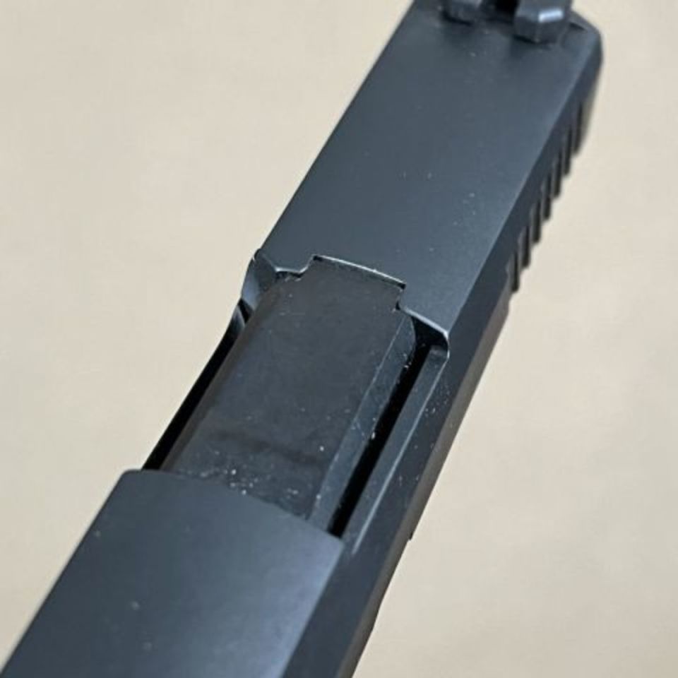 Image 3 - *ACTIVE* SIG OEM P320 Full Size