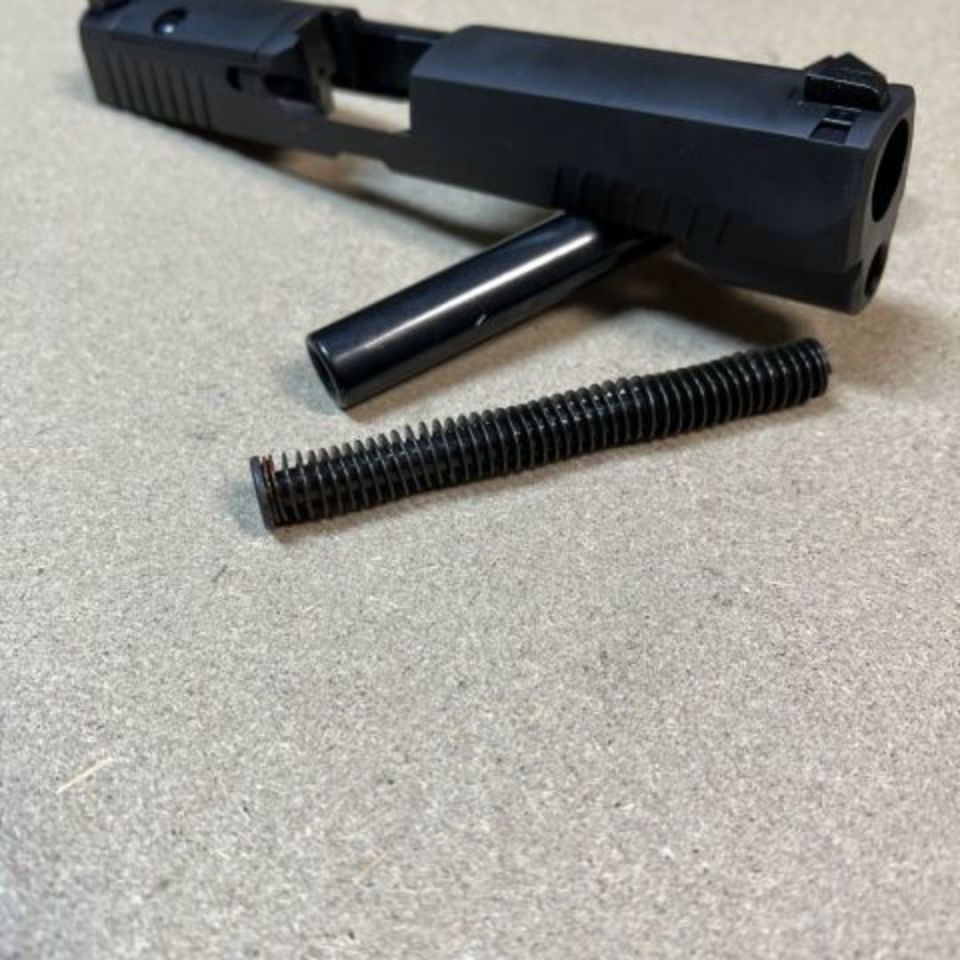 Image 4 - *ACTIVE* SIG OEM P320 Full 4.7