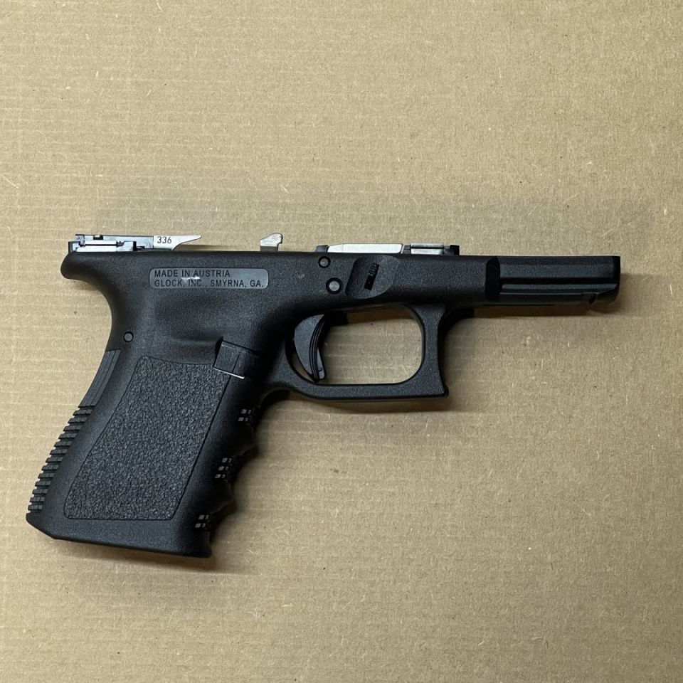 Image 4 - *ACTIVE* Glock 19 GEN 3 Lower Frame, grip
