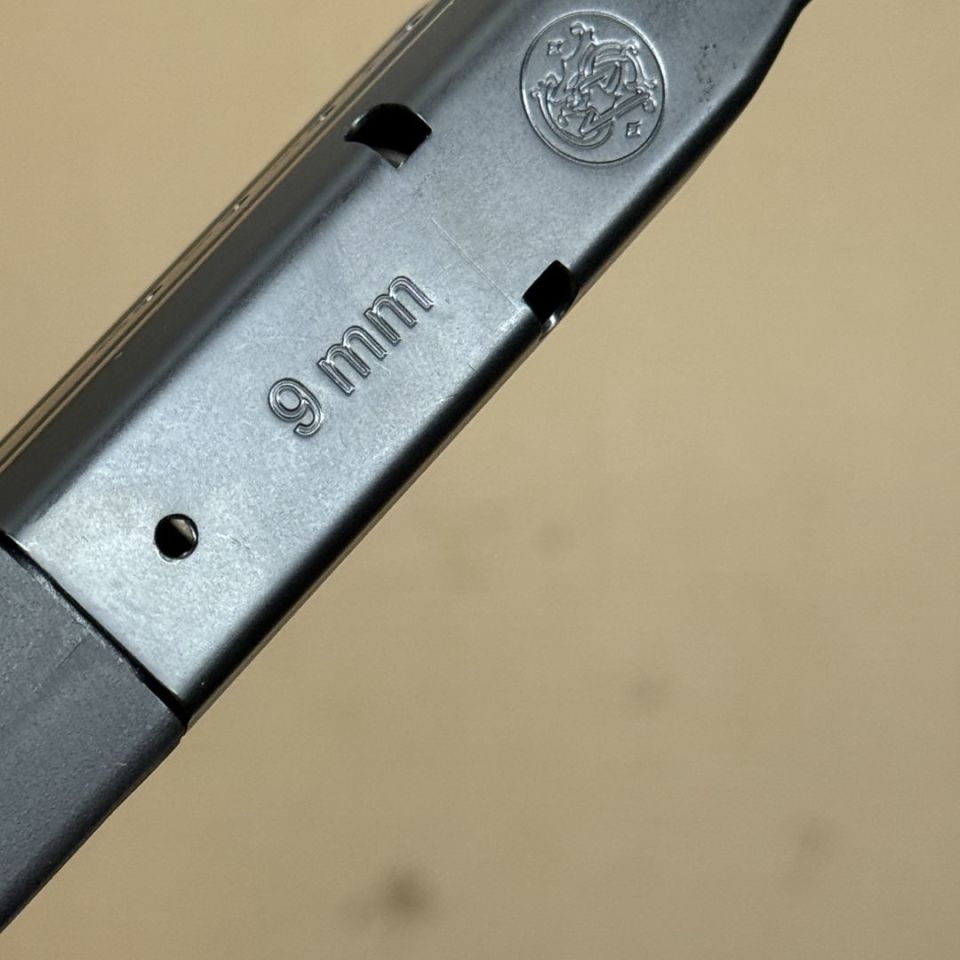 Image 3 - *ACTIVE* S&W M2.0 10RD Mag Magazine Lot