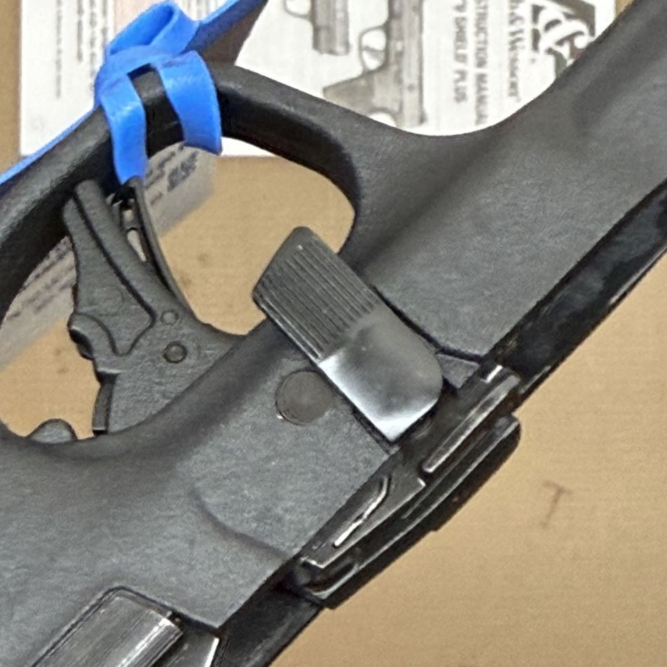 Image 4 - *ACTIVE* S&W SHIELD Lower Frame, grip