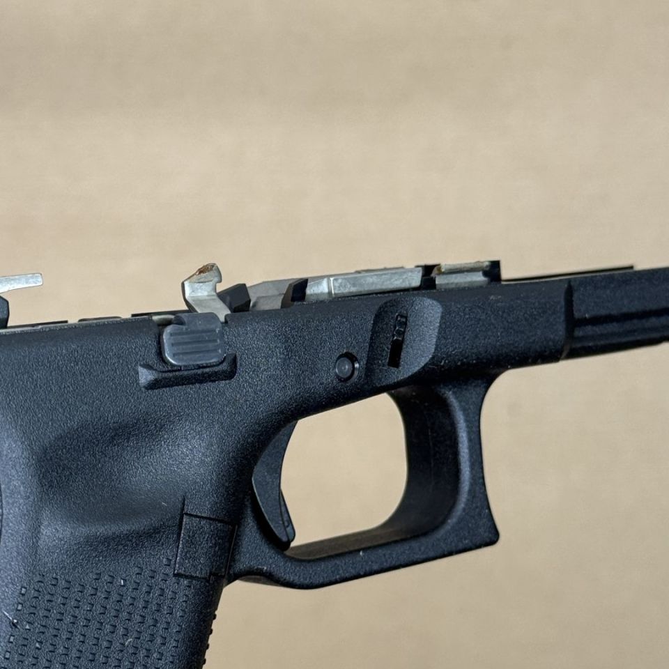 Image 3 - *ACTIVE* Glock 19 GEN 5 Lower Frame, grip
