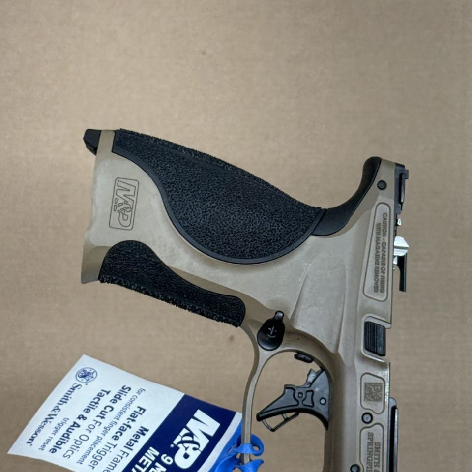 Image 5 - *ACTIVE* Smith and Wesson Full Size Metal Lower Frame, grip