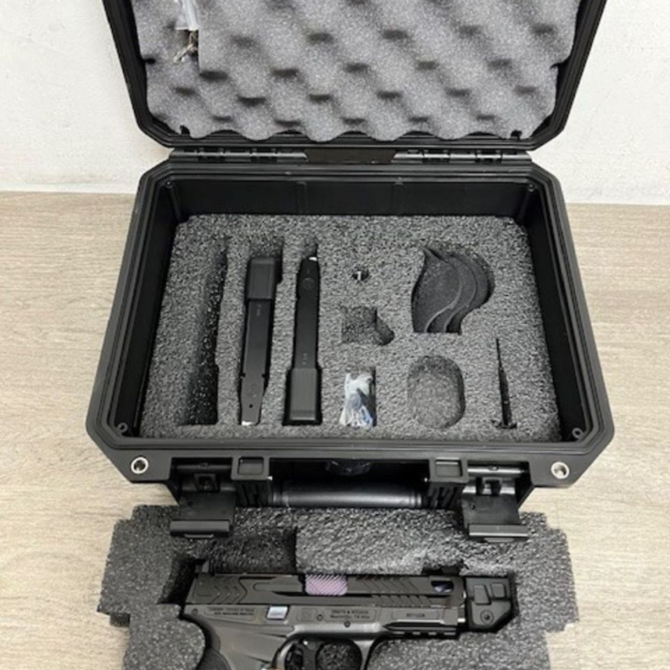 Image 3 - S&W M&P9 METAL Spec Series V 9mm Pistol w/ Compensator & 23-Rd Mags