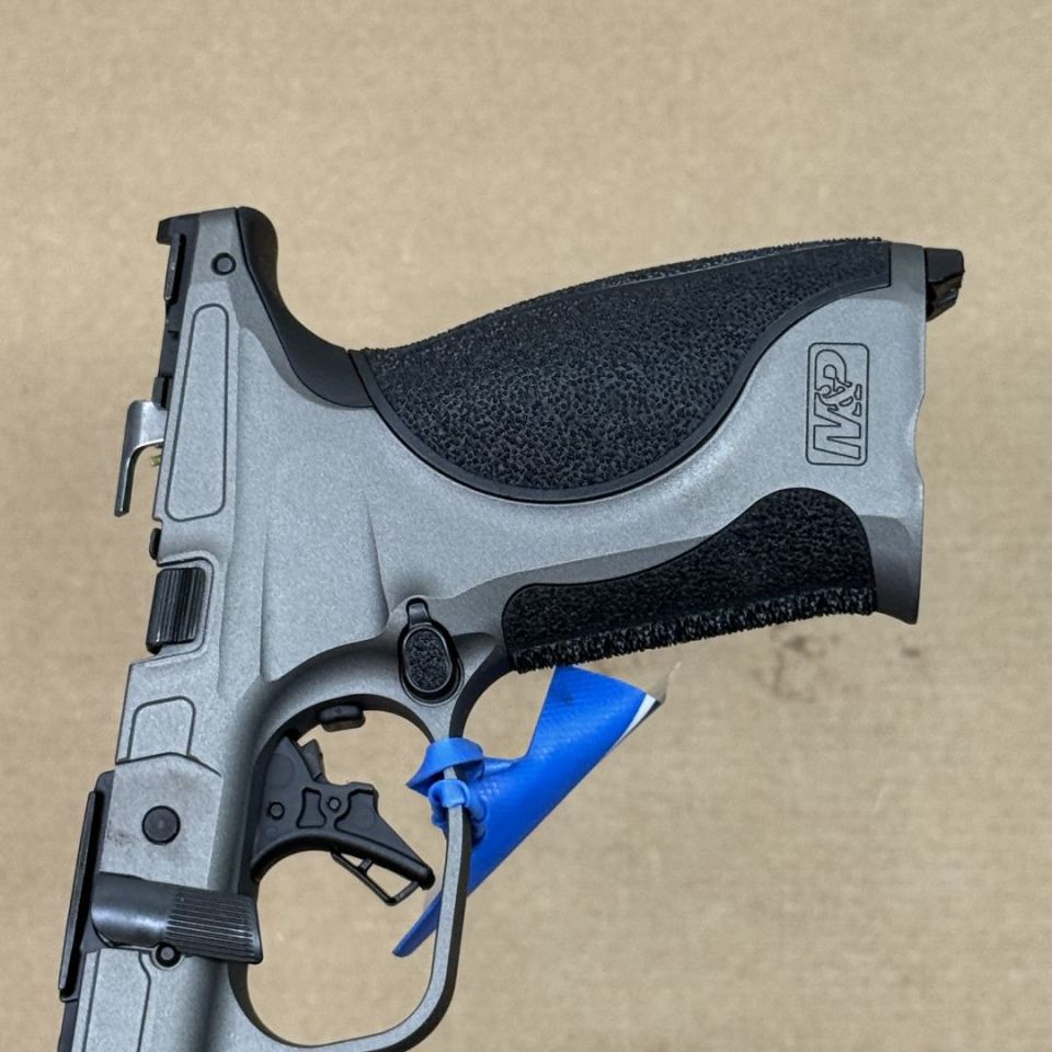 Image 4 - *ACTIVE* Smith and Wesson 40 S&W FULL Metal Lower Frame, grip