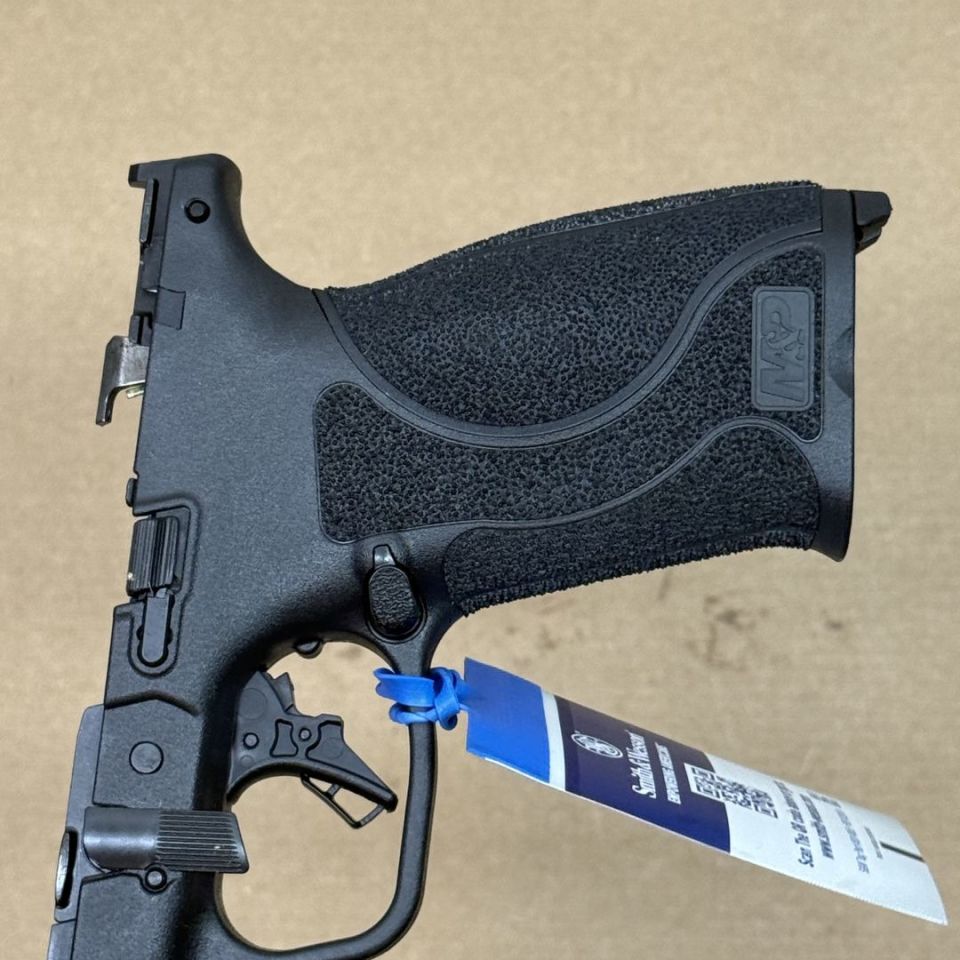 Image 4 - *ACTIVE* Smith and Wesson 10mm FULL Lower Frame, grip