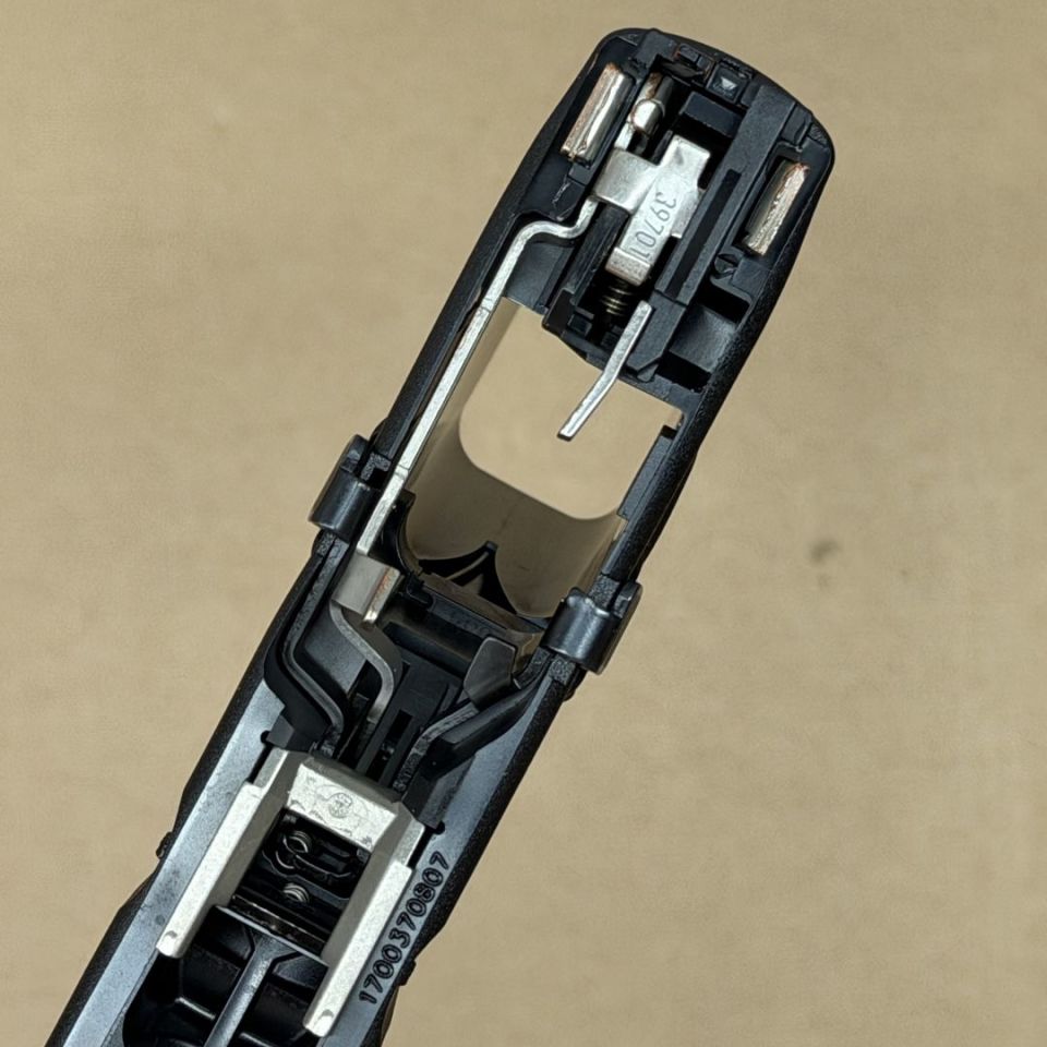 Image 4 - *ACTIVE* Glock 17 GEN V Lower Frame, grip