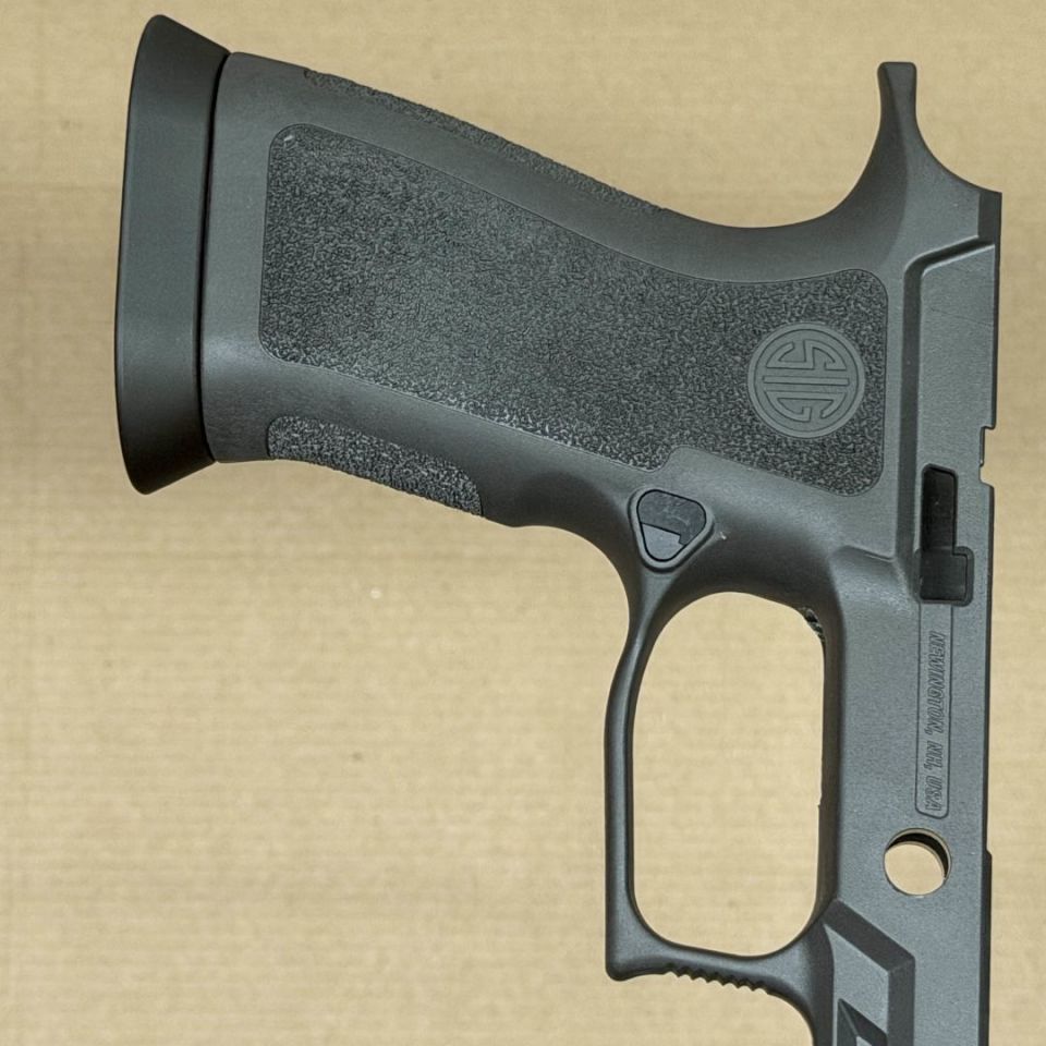 Image 5 - *ACTIVE* SIG P320 LEGION GRIP 