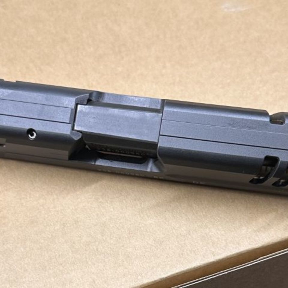 Image 3 - HK VP9 long slide