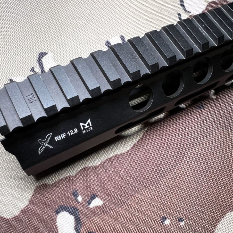 Image 1 - FCD RHF 12.8” Handgaurd