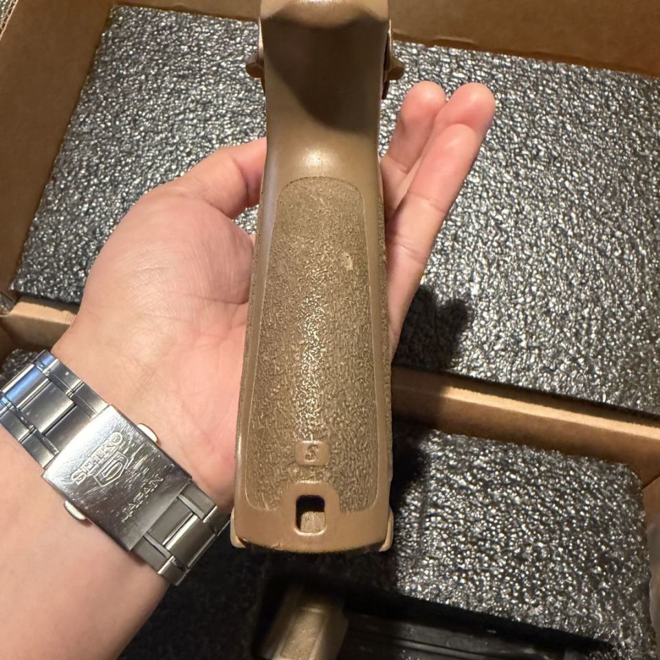 Image 5 - Military Issued M17 (Surplus)