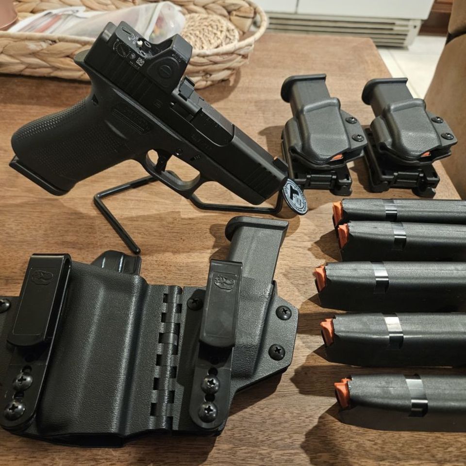 Image 1 - Glock 43x CA transferable