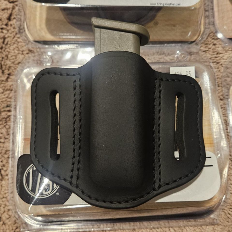 Image 2 - 1791 Leather Magazine holster
