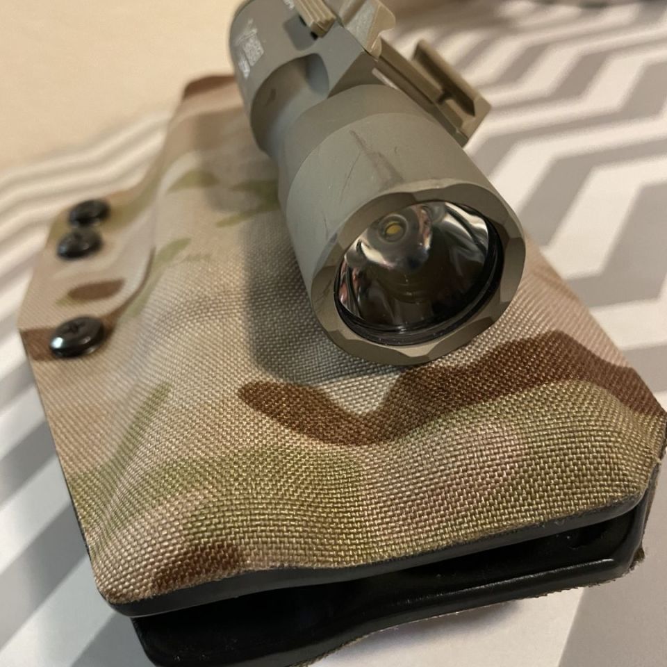 Image 3 - G17 Holster with SF Light