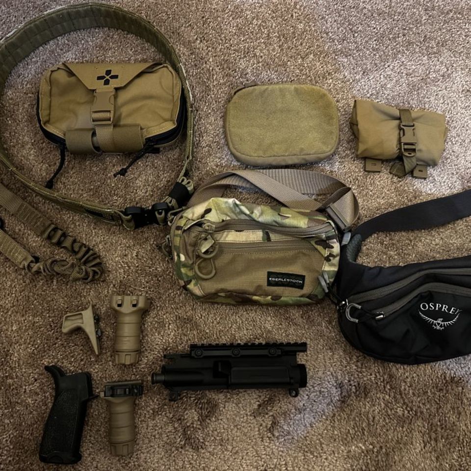 Image 3 - Loose Gear