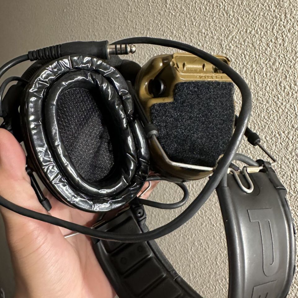 Image 5 - PELTOR COMTAC 3 