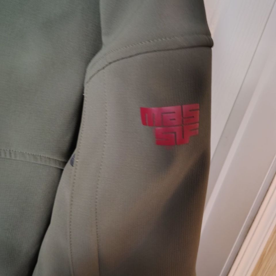 Image 3 - Massif softshell free shipping