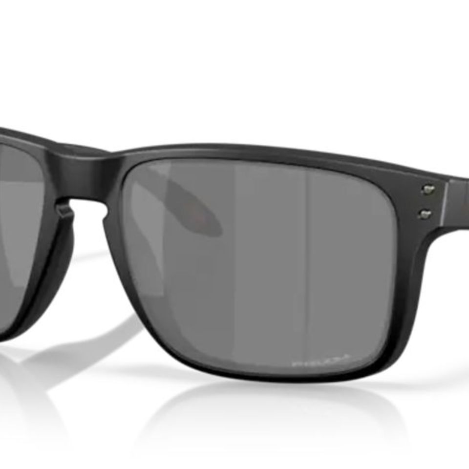 Image 1 - Oakley Holbrook XXL (bnib)