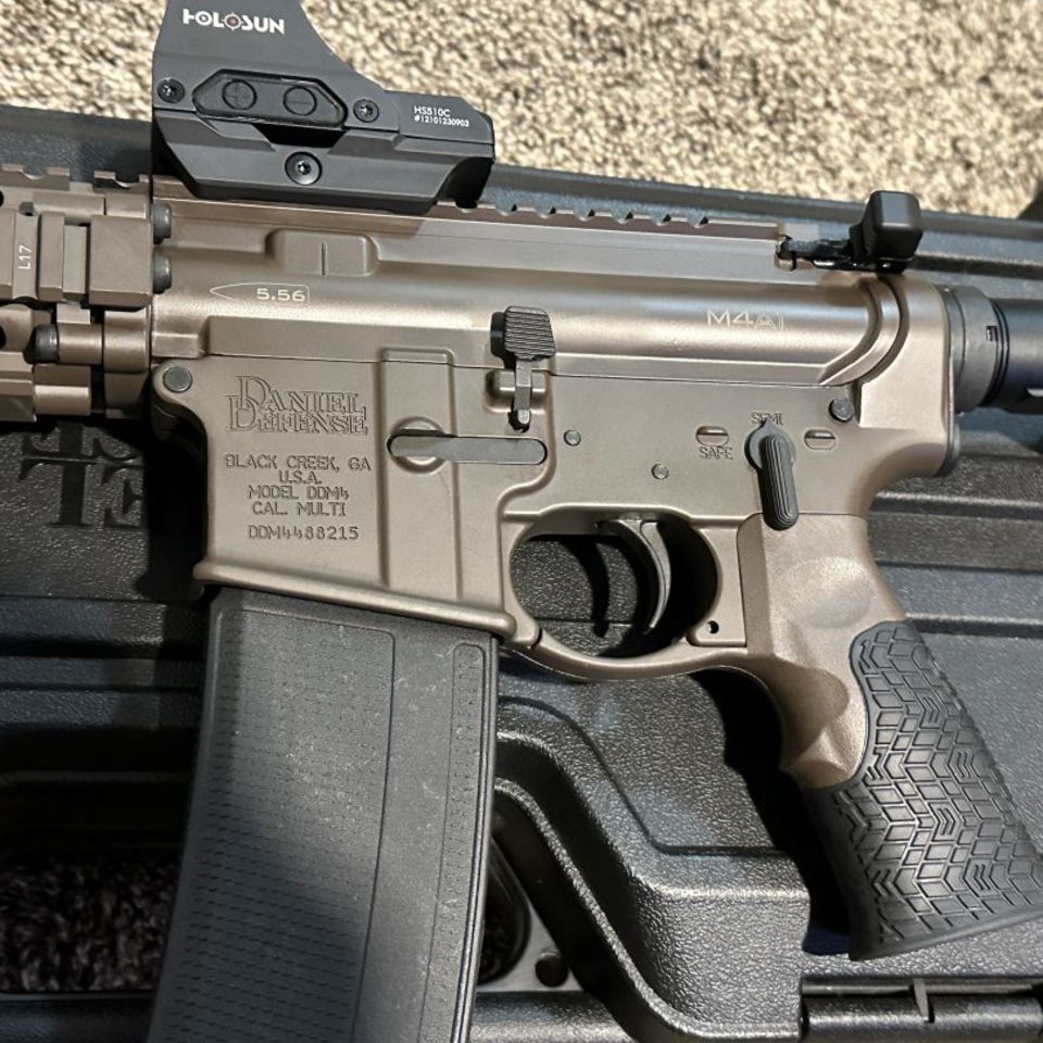 Image 3 - Daniel Defense M4A1