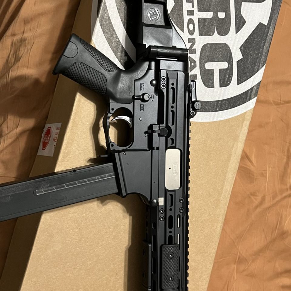 Image 1 - LWRC SMG 45