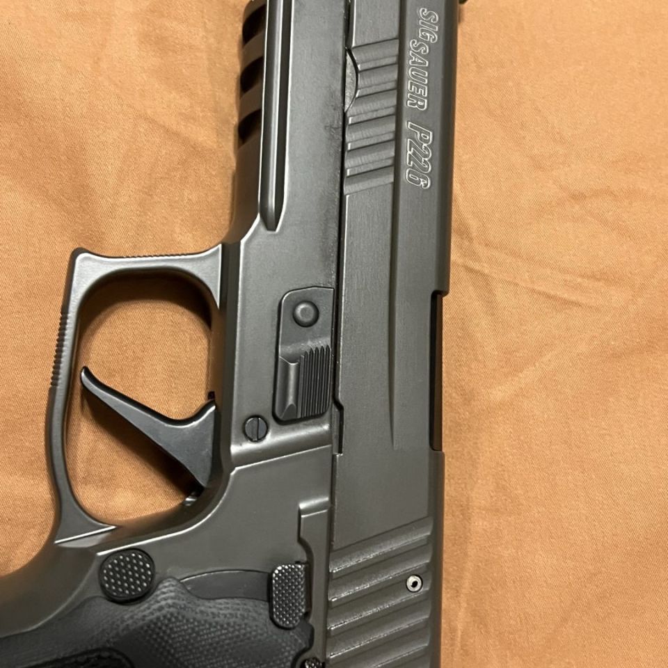 Image 5 - SIG P226 Legion