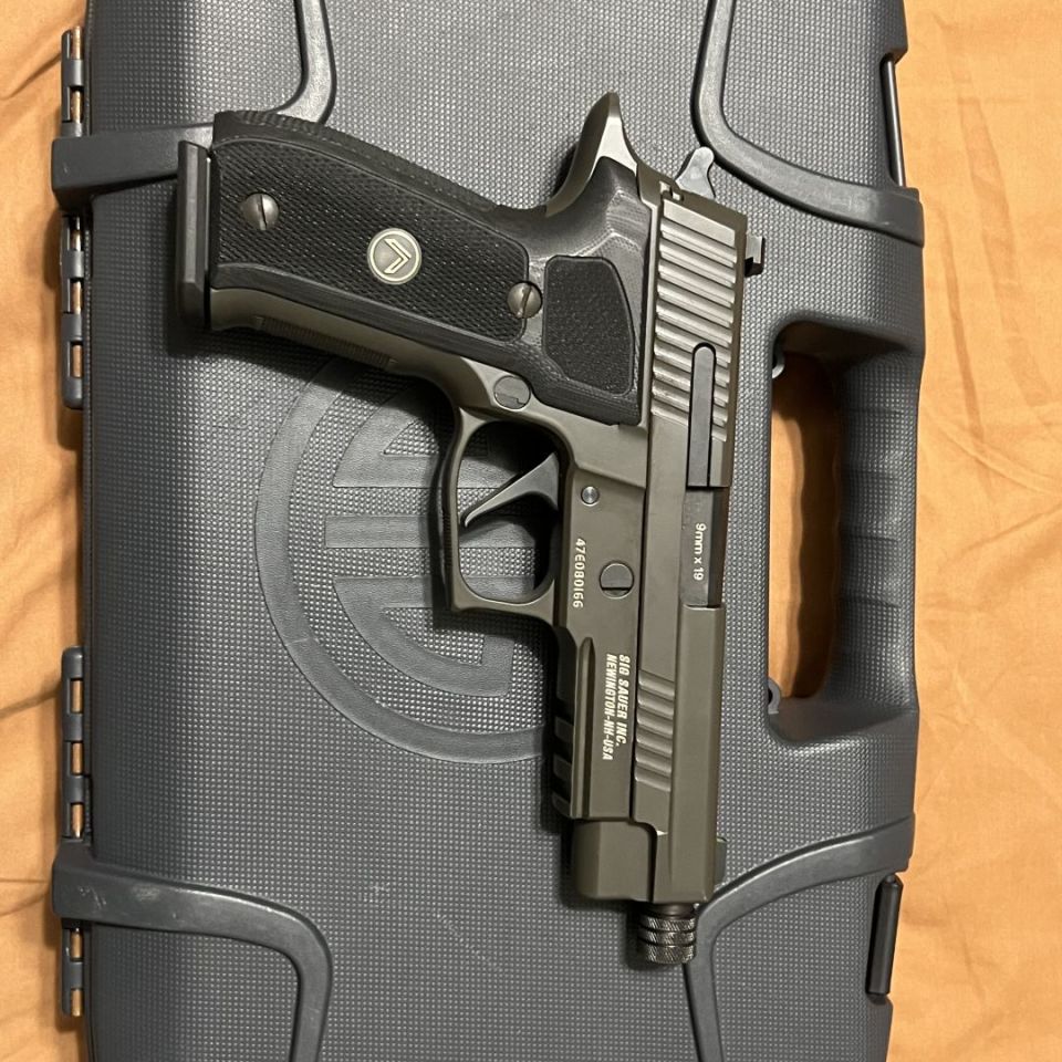 Image 2 - SIG P226 Legion