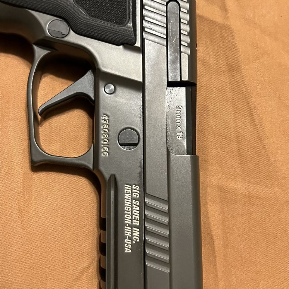 Image 4 - SIG P226 Legion